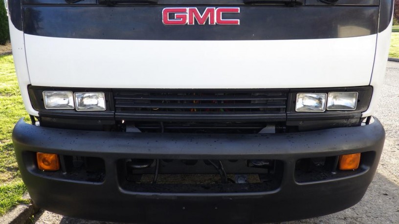 2006-gmc-7500-dump-truck-with-crane-3-seater-diesel-with-air-brakes-gmc-7500-big-13