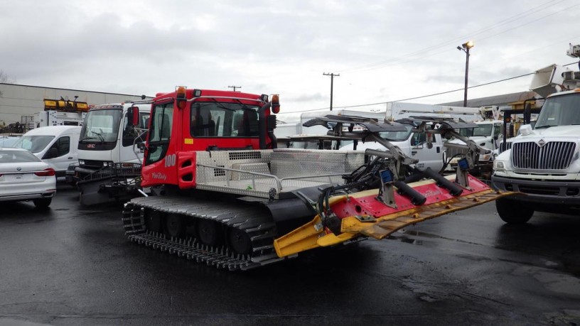 2011-pistenbully-100-plow-snow-groomer-diesel-pistenbully-100-big-4