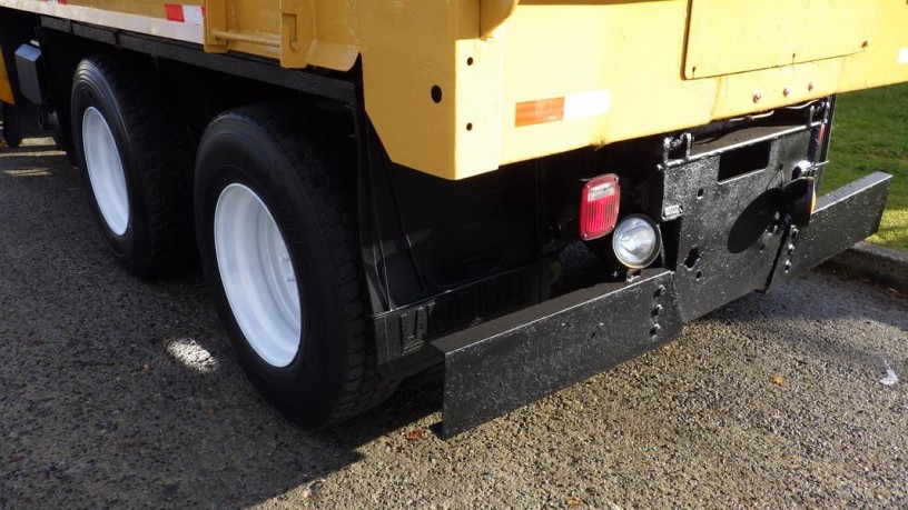 2015-international-workstar-7600-dump-truck-with-plowspreader-air-brakes-diesel-6x4-international-workstar-7600-dump-truck-big-17