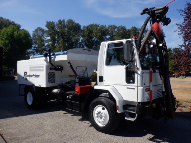 2007-sterling-sc8000-road-patcher-truck-with-air-brakes-diesel-sterling-sc8000-big-10