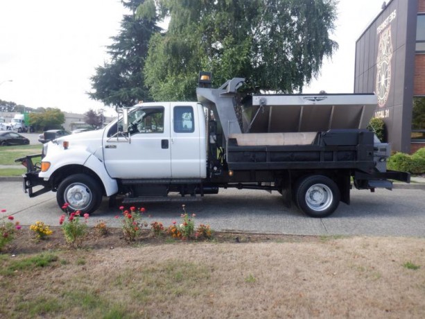 2006-ford-f-650-2wd-dump-box-dually-diesel-with-spreader-with-plow-ford-f-650-big-3