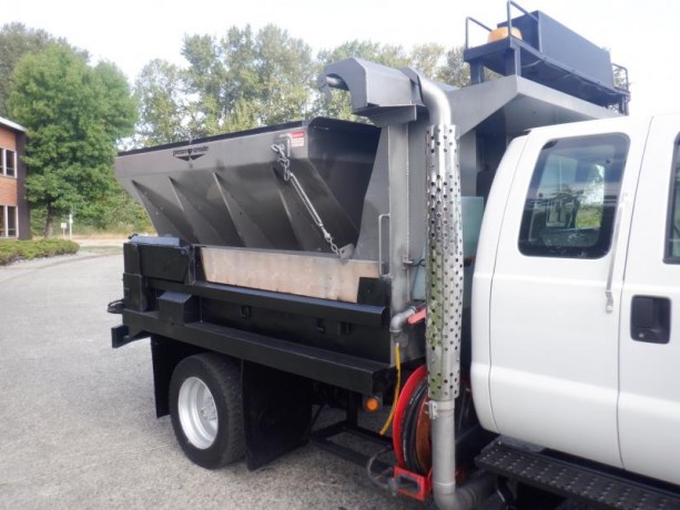 2006-ford-f-650-2wd-dump-box-dually-diesel-with-spreader-with-plow-ford-f-650-big-22