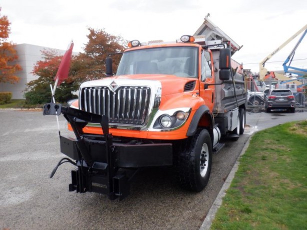 2011-international-7500-plow-dump-truck-with-spreader-with-plow-ready-attachment-diesel-air-brakes-international-7500-big-2