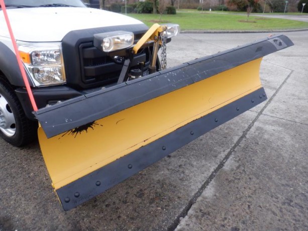 2011-ford-f-550-4wd-13-foot-flat-deck-with-plow-and-spreader-diesel-ford-f-550-big-27