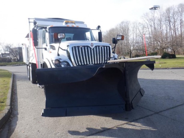 2014-international-7500-tandm-dump-truck-with-spreader-and-front-plow-blade-diesel-air-brake-international-7500-big-4