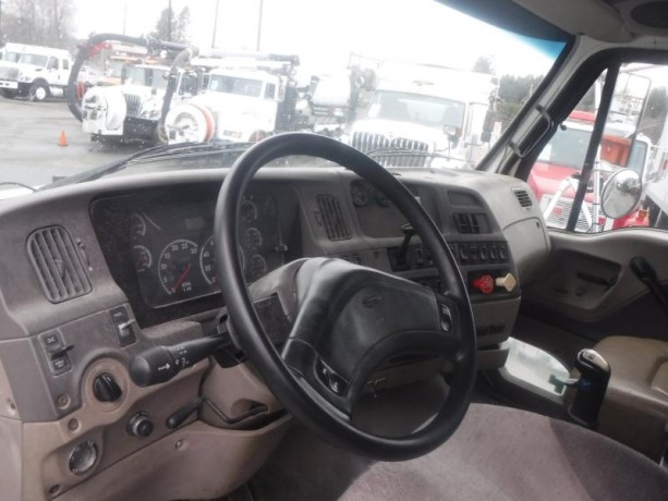 2009-sterling-lt9500-tandm-axel-dump-truck-with-plow-ready-attachment-diesel-air-brakes-sterling-lt9500-big-19