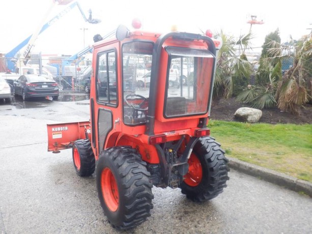 2000-kubota-b1700hd-farm-tractor-with-plow-blade-diesel-kubota-b1700hd-big-9