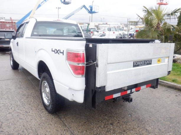 2012-ford-f-150-xlt-supercab-8-ft-bed-4wd-with-power-tailgate-ford-f-150-big-9