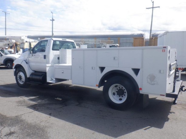 2011-ford-f-750-service-truck-2wd-3-seater-diesel-ford-f-750-big-9