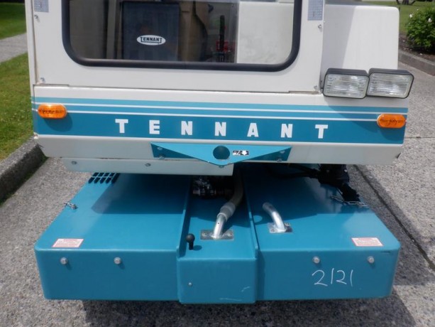 2011-tennant-1550-street-sweeper-diesel-tennant-1550-big-20