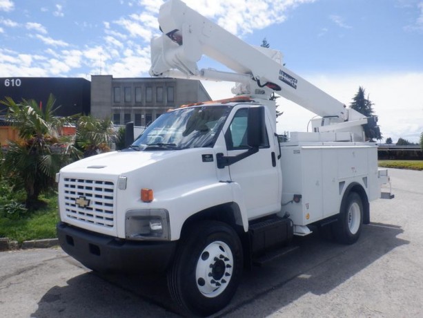 2005-chevrolet-c7500-bucket-truck-3-seater-with-air-brakes-chevrolet-c7500-big-1