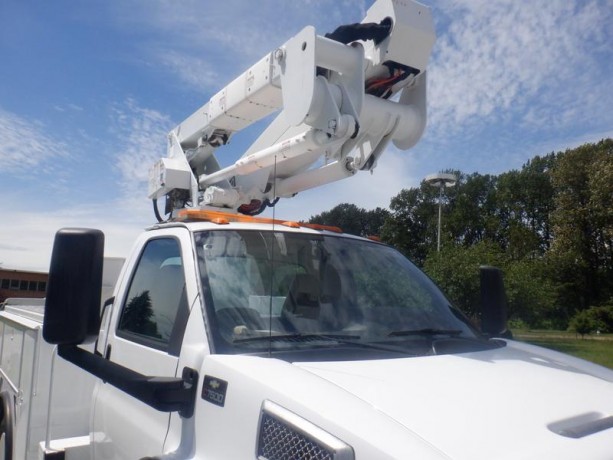 2005-chevrolet-c7500-bucket-truck-3-seater-with-air-brakes-chevrolet-c7500-big-24