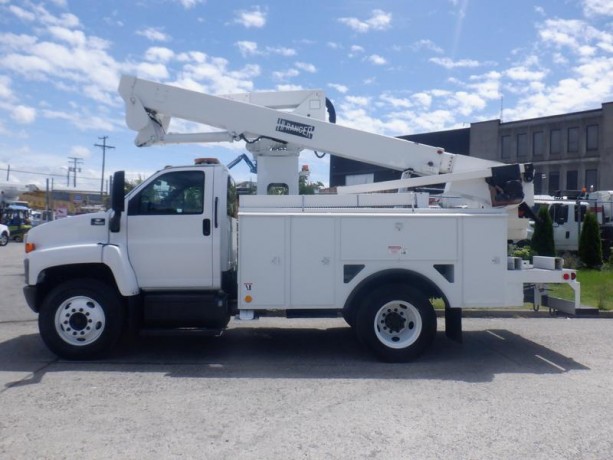 2005-chevrolet-c7500-bucket-truck-3-seater-with-air-brakes-chevrolet-c7500-big-11