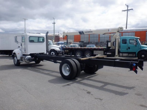 2008-peterbilt-335-cab-and-chassis-dually-with-airbrakes-diesel-peterbilt-335-big-10