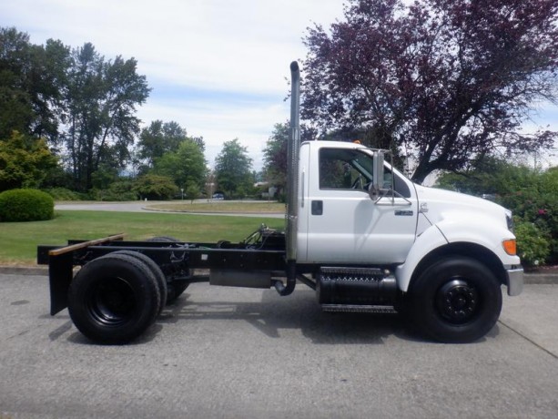 2007-ford-f-750-cab-chassis-2wd-with-air-brakes-diesel-ford-f-750-big-9