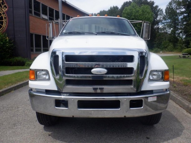 2007-ford-f-750-cab-chassis-2wd-with-air-brakes-diesel-ford-f-750-big-12