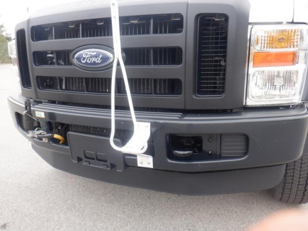 2010-ford-f-550-supercab-9-foot-flat-deck-diesel-with-power-tailgate-ford-f-550-big-12