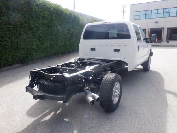 2015-ford-f-350-sd-crew-cab-and-chassis-diesel-ford-f-350-sd-big-5