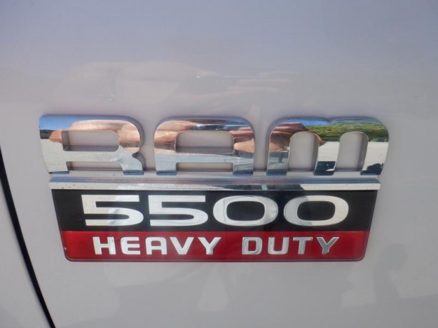 2010-dodge-ram-5500-flat-deck-dually-diesel-with-ingersoll-p185-compressor-dodge-ram-5500-big-15