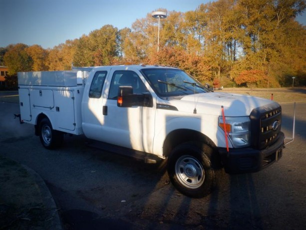 2011-ford-f-350-sd-service-truck-with-bed-slide-4wd-ford-f-350-sd-big-4