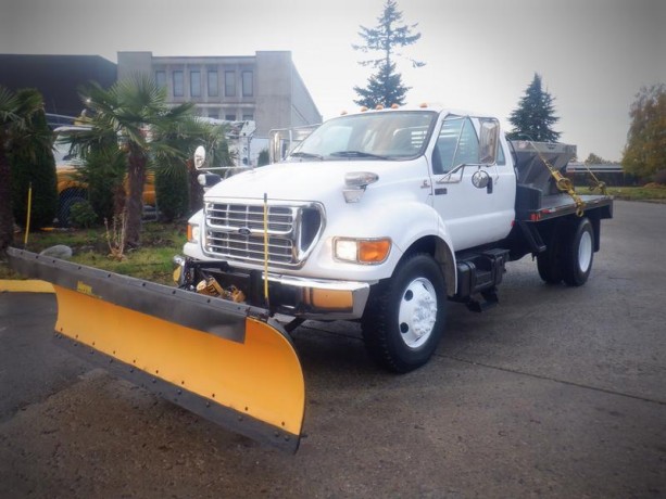 2002-ford-f-650-tilt-deck-with-plow-and-spreader-diesel-ford-f-650-big-1
