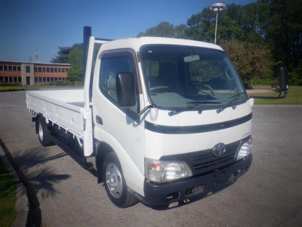 2008-toyota-dyna-flat-deck-right-hand-drive-manual-diesel-toyota-dyna-flat-deck-big-3