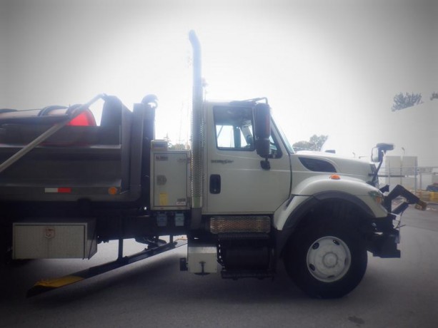 2009-international-7400-workstar-plow-dump-truck-diesel-dually-with-air-brakes-international-7400-workstar-big-3