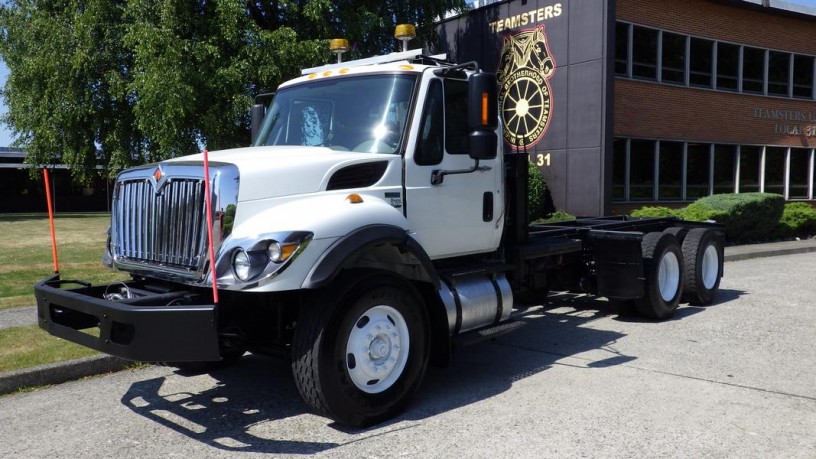 2013-international-7400-workstar-cab-and-chassis-diesel-with-air-brakes-international-7400-workstar-big-4