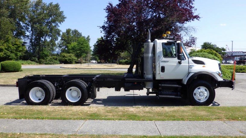 2013-international-7400-workstar-cab-and-chassis-diesel-with-air-brakes-international-7400-workstar-big-11