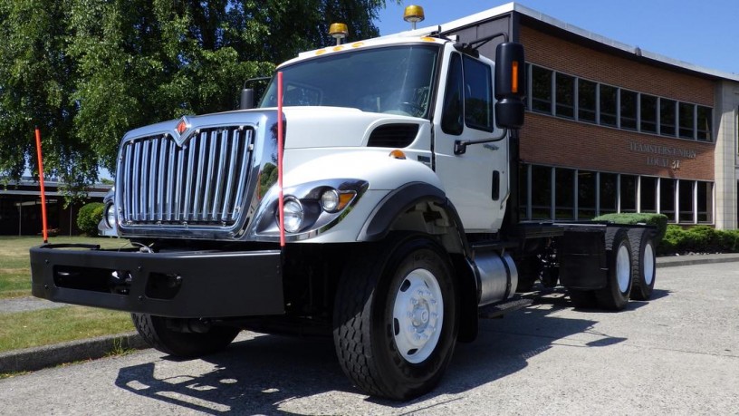 2013-international-7400-workstar-cab-and-chassis-diesel-with-air-brakes-international-7400-workstar-big-13