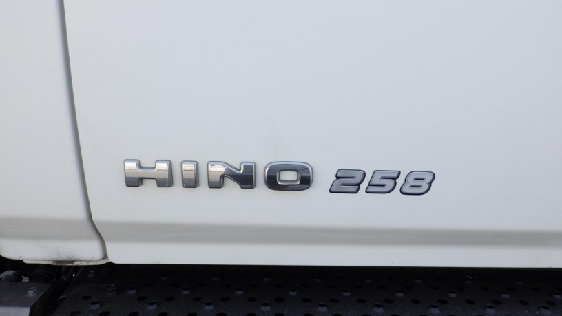 2013-hino-268-cube-van-with-bucket-3-seater-diesel-hino-268-big-25