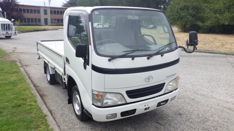 2004-toyota-toyoace-3-seater-toyota-toyoace-big-1