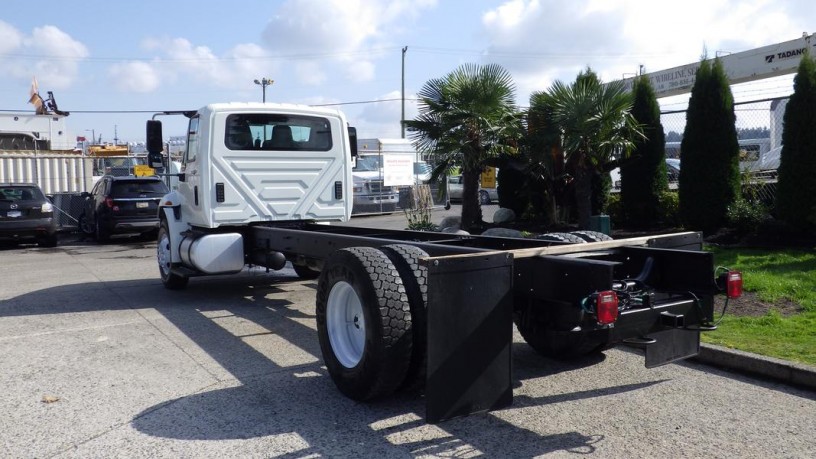 2014-international-4300-cab-and-chassis-diesel-with-hydraulic-brakes-international-4300-big-7